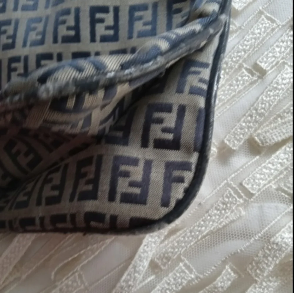 Vintage FENDI Shoulder Bag - Picture 12 of 15